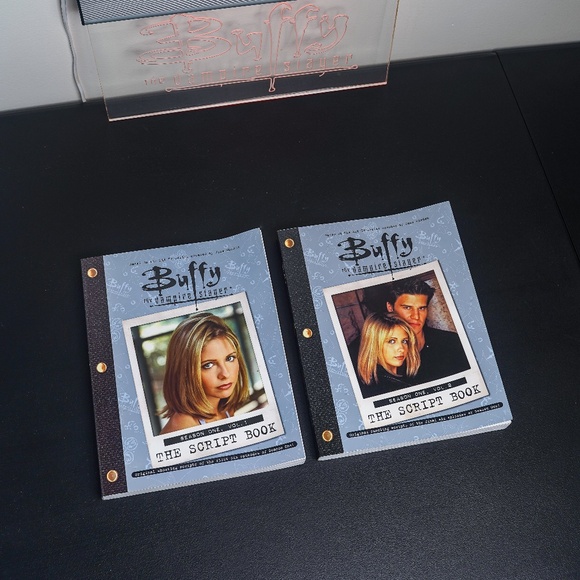 Buffy the Vampire Slayer The Script Book Season 1 Volumes 1 & 2 - Picture 1 of 7